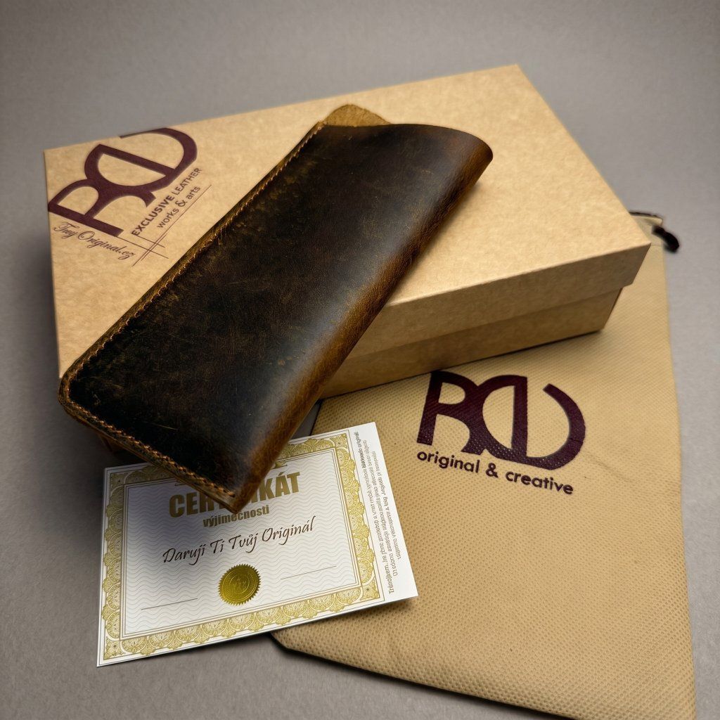 Luxusní kožené pouzdro na brýle s personalizací
