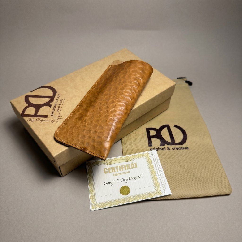 Luxusní kožené pouzdro na brýle s personalizací